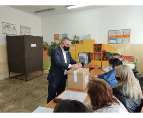 Стефан Радев: Гласувах за връщане на България на пътя на растежа и преодоляване разделението в обществото   